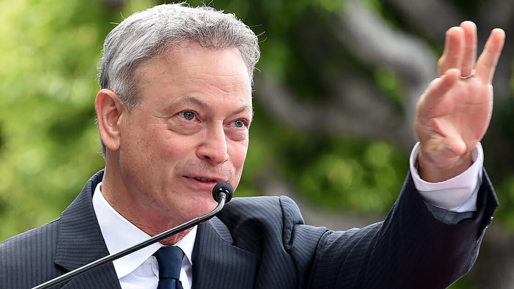 Gary Sinise was given the Patriot Award for his support of veterans ...